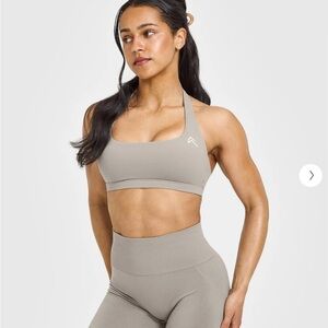 Oner Active EASYLIFT™ HALTER BRALETTE WITH WHITE LOGO